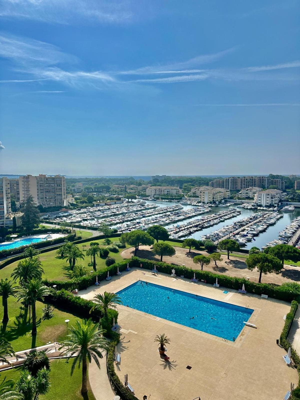 Appartement T3 De Standing Vue Mer Et Marina Mandelieu Exterior foto